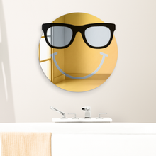 Carregar imagem no visualizador da galeria, Happy Face with Cool Sunglasses