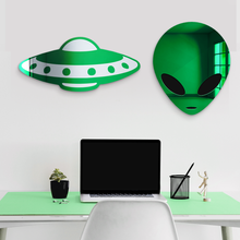 Carregar imagem no visualizador da galeria, Retro UFO