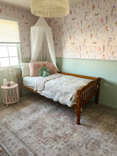 Carregar imagem no visualizador da galeria, Iridessa Wallpaper