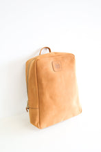 Carregar imagem no visualizador da galeria, All Leather Professional Book Bag