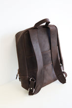 Carregar imagem no visualizador da galeria, All Leather Professional Book Bag