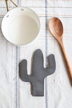 Carregar imagem no visualizador da galeria, Cactus Trivet Hot Plate Pot Holder