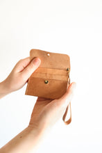 Load image into Gallery viewer, Atlas Wristlet Wallet