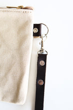 Carregar imagem no visualizador da galeria, Canvas Clutch/Zippered Pouch