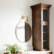 Carregar imagem no visualizador da galeria, 1-Light Rhem Brass Wall Sconce Light