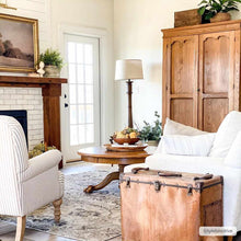 Carregar imagem no visualizador da galeria, Georgiana Area Rug