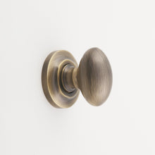 Carregar imagem no visualizador da galeria, Alexander Solid Brass Cabinet Knob - 1.25 Inch
