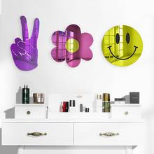 Carregar imagem no visualizador da galeria, Flower Mirror Decor