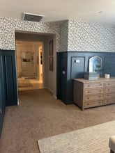 Carregar imagem no visualizador da galeria, Lillian Wallpaper by Ali Anni