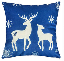 Carregar imagem no visualizador da galeria, Winter Time Cushion Covers