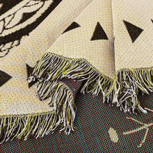 Carregar imagem no visualizador da galeria, Woven Rustic Blanket