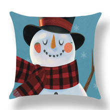 Carregar imagem no visualizador da galeria, Snow Family Cushion Covers