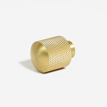 Cargar imagen en el visor de la galería, Molino Solid Brass Knurled Knob