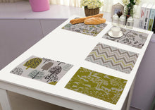 Carregar imagem no visualizador da galeria, Nature Dinner Mats