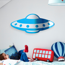 Carregar imagem no visualizador da galeria, Retro UFO