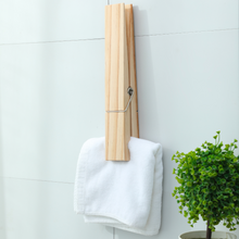 Load image into Gallery viewer, Big Grip Towel Clip