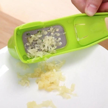 Carregar imagem no visualizador da galeria, Multifunctional Garlic Press