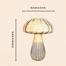 Carregar imagem no visualizador da galeria, Vibrant Mushroom Glass Vases