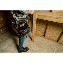 Carregar imagem no visualizador da galeria, AWP 1L-995-2 TrapJaw Oil Tanned Leather Tool Pouch