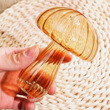 Carregar imagem no visualizador da galeria, Vibrant Mushroom Glass Vases