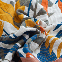 Carregar imagem no visualizador da galeria, Spring Flowers Cotton Quilt