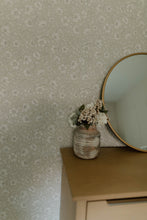Carregar imagem no visualizador da galeria, Margaret Wallpaper by Daphne and Sage