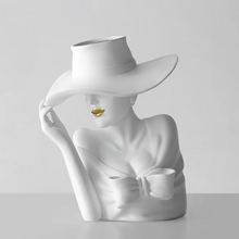 Carregar imagem no visualizador da galeria, Modern Girl Flower Vase