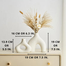 Carregar imagem no visualizador da galeria, Hollow Ceramic Vase Set