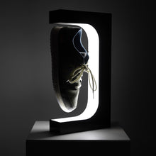 Cargar imagen en el visor de la galería, Floating Shoe Lamp
