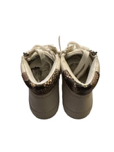 Load image into Gallery viewer, Universal Thread Brooklyn Lace Up Sneakers NEW Size 8.5 White
