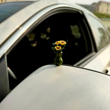 Carregar imagem no visualizador da galeria, Mini Sunflower Car Vase
