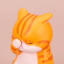 Carregar imagem no visualizador da galeria, Cat Face Palm Figurine