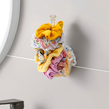 Carregar imagem no visualizador da galeria, Crystal Clear Wall Hook