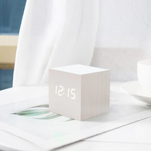 Carregar imagem no visualizador da galeria, LED Cube Clock