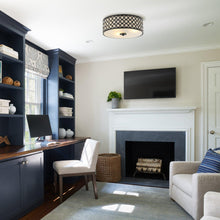 Carregar imagem no visualizador da galeria, 3-Light Modern LED Flush Mount Light with Crystal