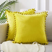Carregar imagem no visualizador da galeria, Velvet Pom Pom Cushion Covers