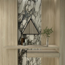 Carregar imagem no visualizador da galeria, 3D Triangle Mirror Light