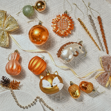Carregar imagem no visualizador da galeria, Fall Harvest Christmas Tree Ornaments Set, 40-Piece Autumn Woodland Ornaments