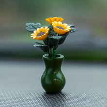 Carregar imagem no visualizador da galeria, Mini Sunflower Car Vase