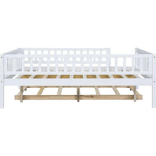 Carregar imagem no visualizador da galeria, Full Size Wood Daybed with Trundle and Fence Guardrails, White
