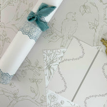 Carregar imagem no visualizador da galeria, Ruby Wallpaper by Ali Anni