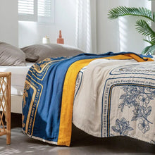 Carregar imagem no visualizador da galeria, Floral Nap Blankets