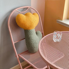 Carregar imagem no visualizador da galeria, Korean Flower Pillow