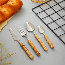 Carregar imagem no visualizador da galeria, Natural Bamboo Flatware Set
