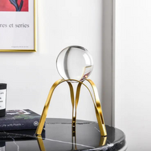 Carregar imagem no visualizador da galeria, Crystal Ball Decor