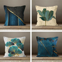 Carregar imagem no visualizador da galeria, Emerald Leaf Cushion Cover