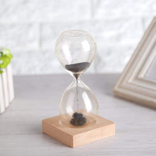 Carregar imagem no visualizador da galeria, Magnetic Sand Hourglass
