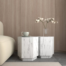 Carregar imagem no visualizador da galeria, Italian Carrara Side Table