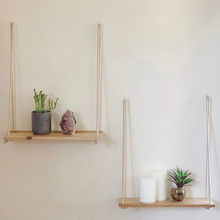 Carregar imagem no visualizador da galeria, Floating Triangle Shelf