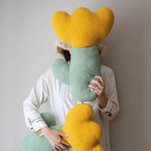 Carregar imagem no visualizador da galeria, Korean Flower Pillow